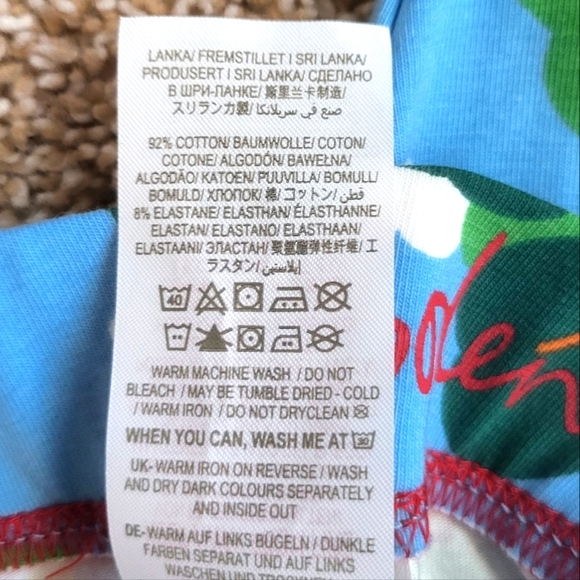 ♥️NWOT♥️ BODEN GIRLS LITTLE RED RIDING HOOD LEGGINGS - Picture 5 of 6